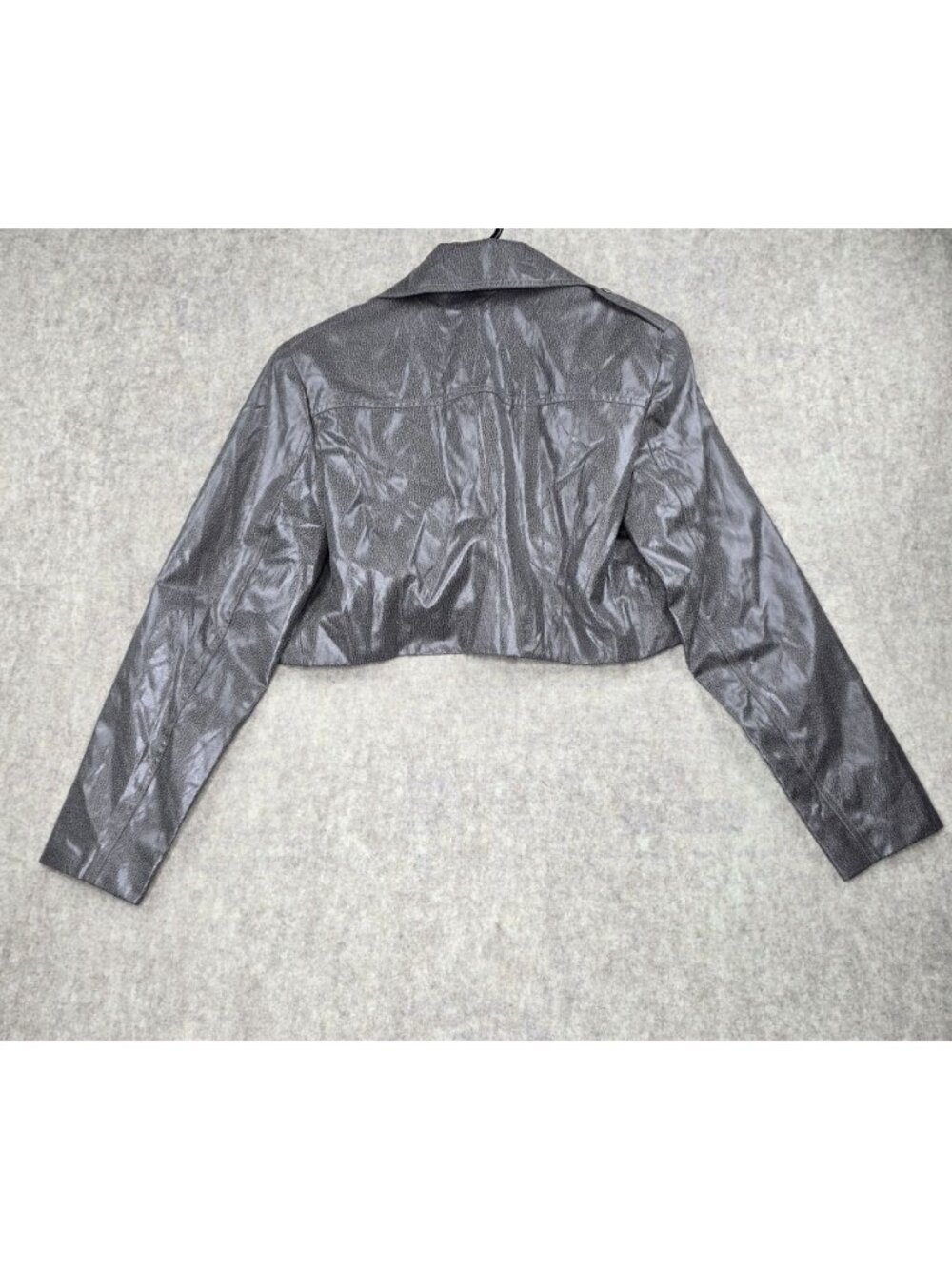 Bisou Bisou Michelle Bohbot Silver Cropped Jacket Womens Size L/G 100% Polyester - Picture 2 of 7
